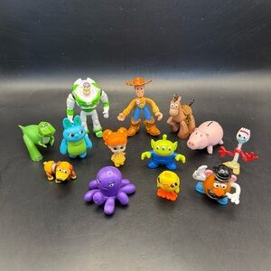 Toy Story Disney Pixar PVC Figures Lot of 13 ~ Buzz, Woody, Stretch, Rex, Forky